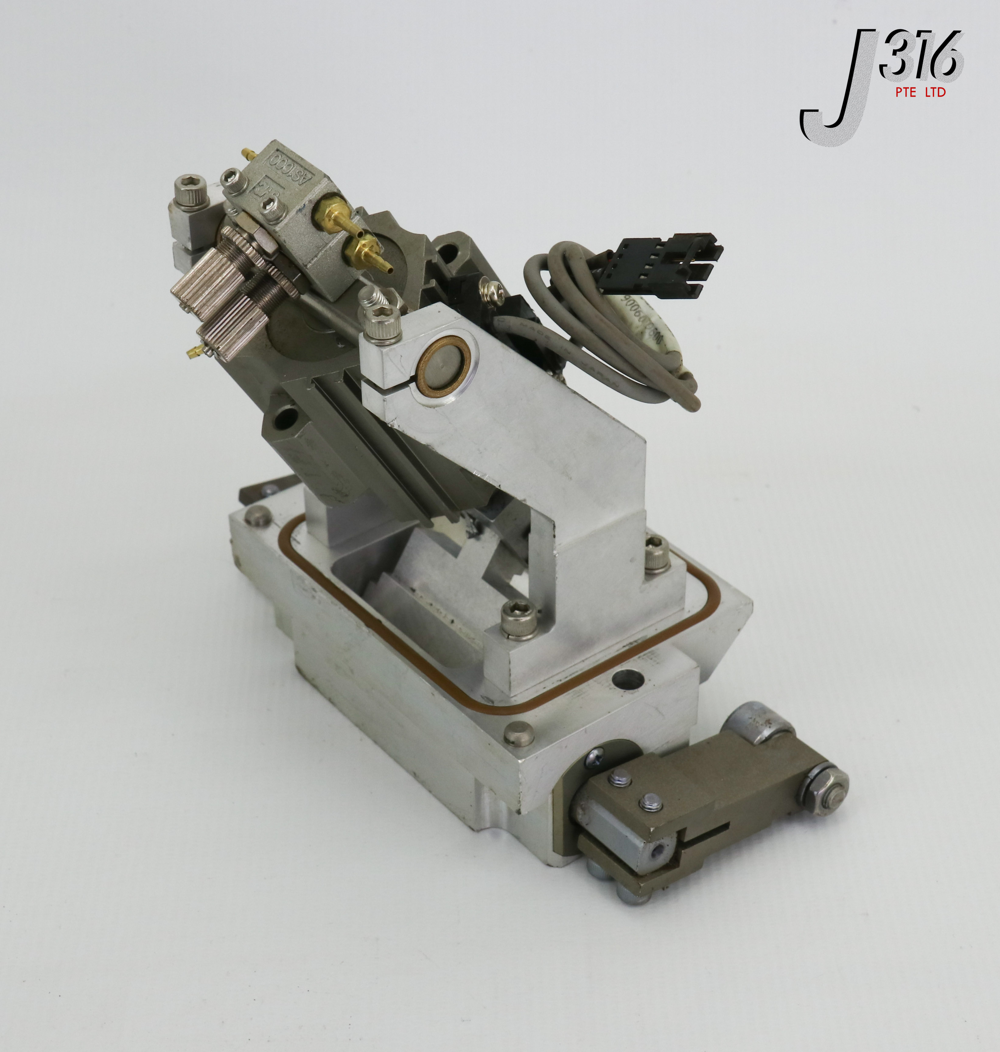 23082 APPLIED MATERIALS 5000 ETCH SLIT VALVE ASSY, D-A80, 0090